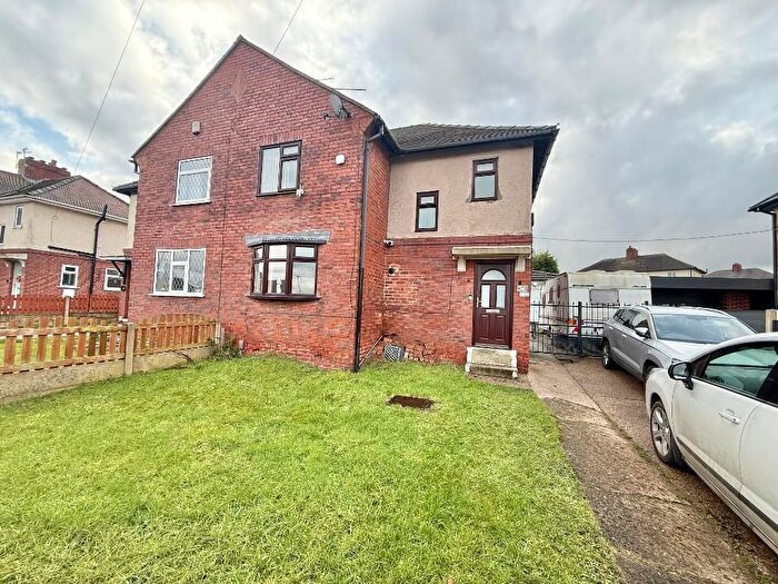 3 Bedroom Semi-Detached House For Sale In Jardine Street, Wombwell, Barnsley, S73