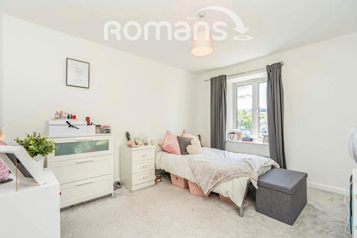 2 Bedroom Apartment To Rent In Lower Brook Street, Winchester, SO23