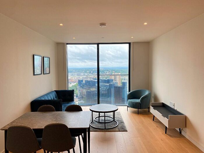 1 Bedroom Apartment To Rent In Hampton Tower, Marsh Wall, London, E14