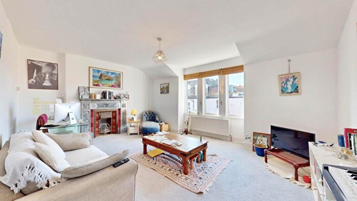 1 Bedroom Flat To Rent In Milton Road, Highgate, N6