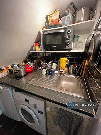 1 Bedroom Flat To Rent In Harrington Square, London, NW1