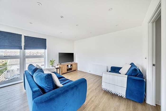 2 Bedroom Flat For Sale In Coddington Close, Ware, Hertfordshire, SG12