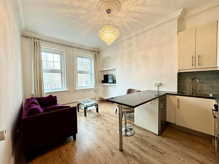 2 Bedroom Flat To Rent In Hornton Street, London, W8