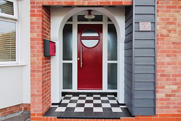 4 Bedroom Detached House For Sale In Kingsway, Braunstone Town, LE3