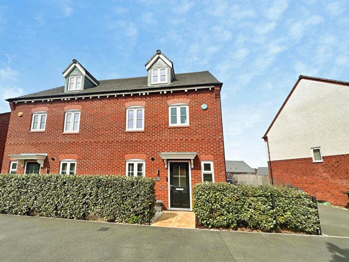 3 Bedroom Semi Detached House For Sale In Stirling Road, Woodville, Swadlincote, Derbyshire, DE11