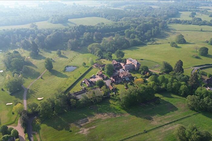 5 Bedroom Terraced House For Sale In Shillinglee Park, Chiddingfold, GU8