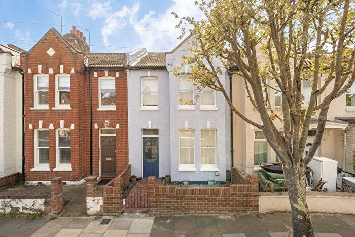 2 Bedroom Property For Sale In Keble Street, Earlsfield, SW17