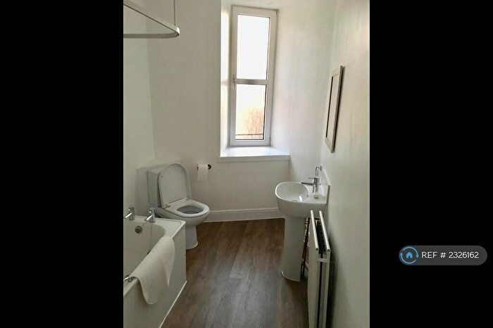 2 Bedroom Flat To Rent In Albert Street, Dundee, DD4