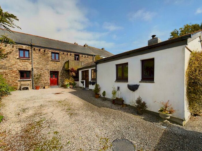 3 Bedroom Barn Conversion For Sale In Landaviddy Lane, Polperro, PL13