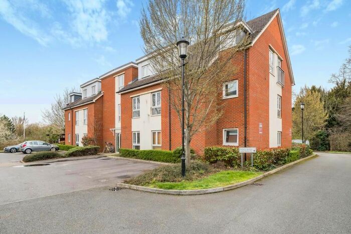2 Bedroom Flat To Rent In Egrove Close, Off Abingdon Road, OX1