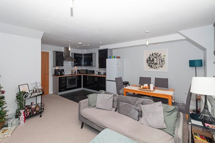 1 Bedroom Flat To Rent In Bowyer Drive, Letchworth Garden City, SG6