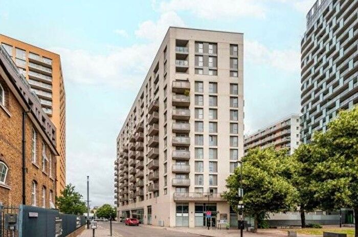 2 Bedroom Flat To Rent In Elmira Street, London, SE13