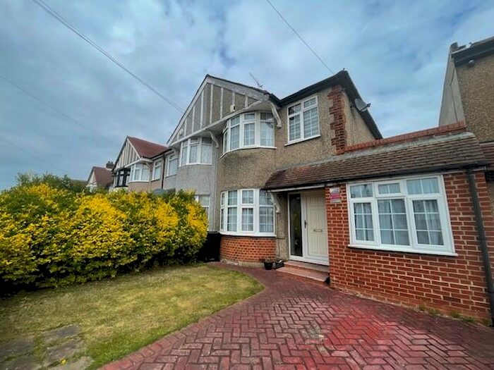 3 Bedroom Semi-Detached House To Rent In Clifford Avenue, Ilford, London, IG5