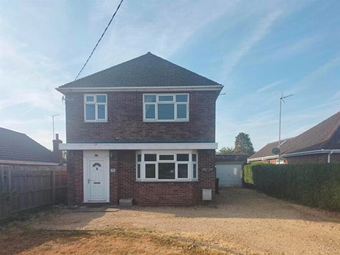 3 Bedroom Detached House For Sale In Postland Road, Crowland, Peterborough, PE6