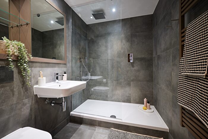 2 Bedroom Flat To Rent In Boulevard Place, Hove, BN3