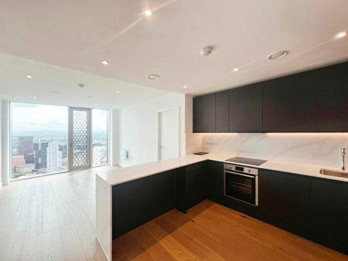 2 Bedroom Apartment To Rent In Viadux, Deansgate, M1