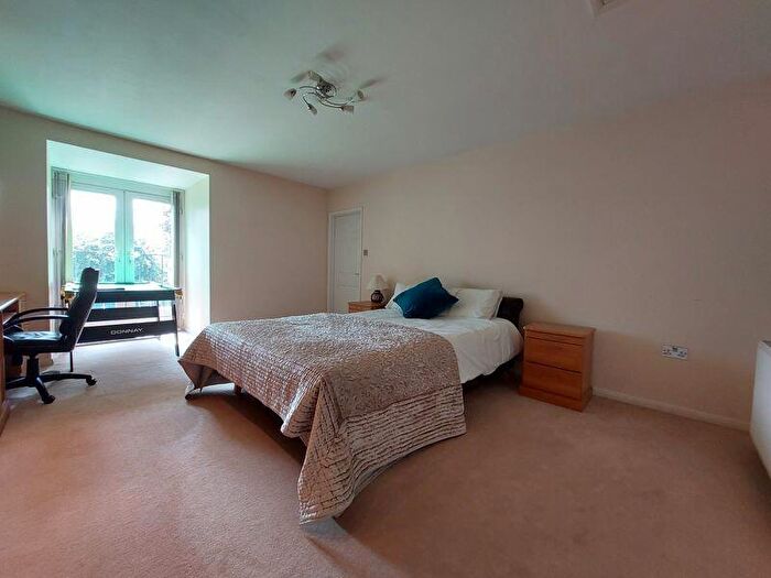 6 Bedroom House To Rent In Derby Road, Nottingham, NG9