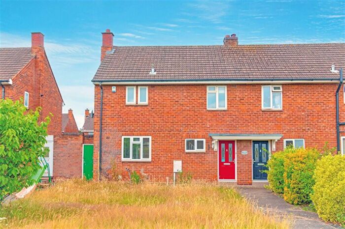 3 Bedroom Semi Detached House For Sale In Chester Road, Castle Vale, Birmingham, B35