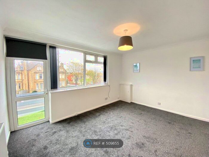 2 Bedroom Flat To Rent In Whitegate Drive, Blackpool, FY3