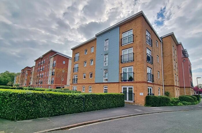 2 Bedroom Apartment For Sale In Little Hackets, Leigh Park, PO9