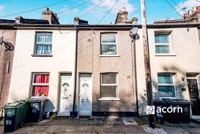 2 Bedroom Terraced House To Rent In Mount Pleasant Dartford, DA1