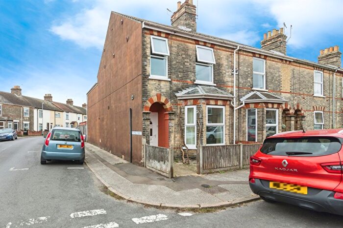 3 Bedroom End Of Terrace House For Sale In Salisbury Road, Lowestoft, NR33
