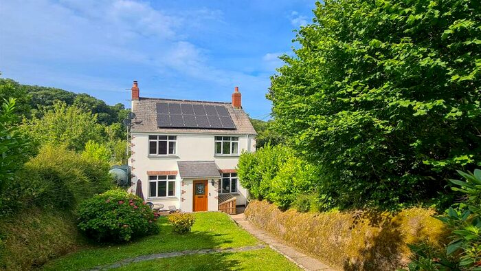 4 Bedroom Detached House To Rent In East Ball Hill, Hartland, Bideford, EX39