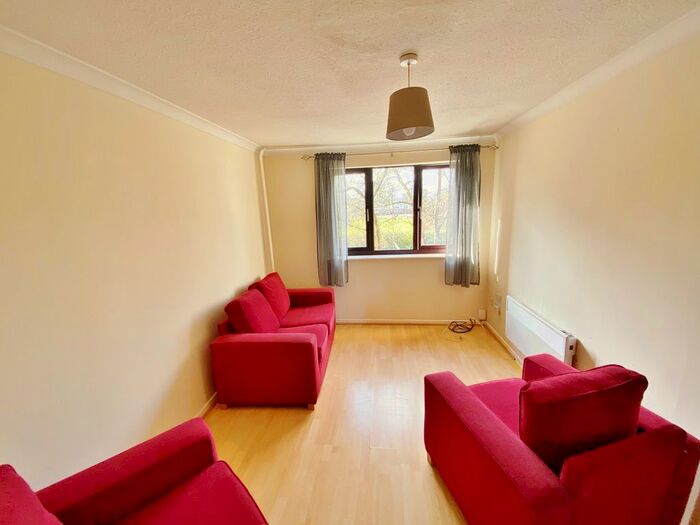 1 Bedroom Maisonette To Rent In Brunel Close, Stoke, Coventry, CV2