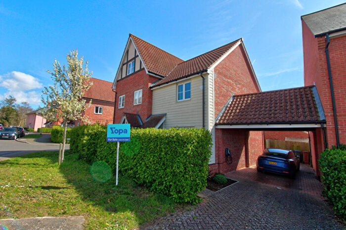 2 Bedroom Semi-Detached House For Sale In The Sandlings, Martlesham, IP12
