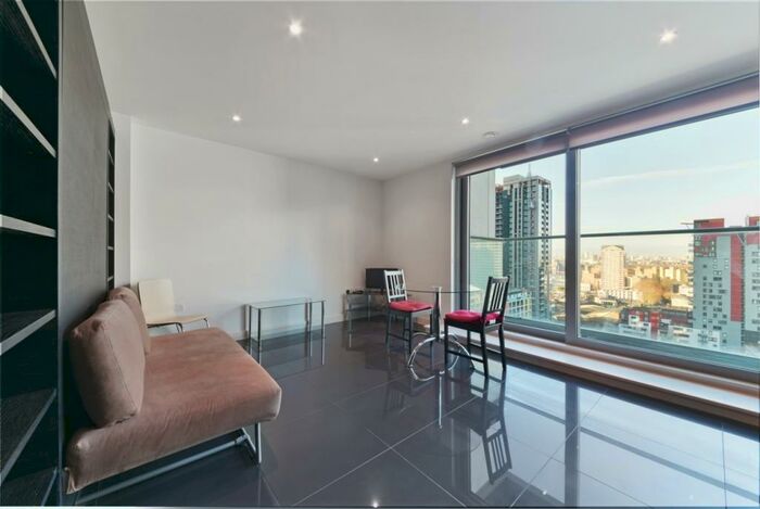 Studio To Rent In West Tower, Pan Peninsula, Canary Wharf, E14
