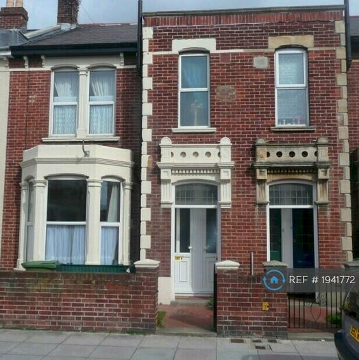 2 Bedroom Flat To Rent In Chichester Road, Portsmouth, PO2