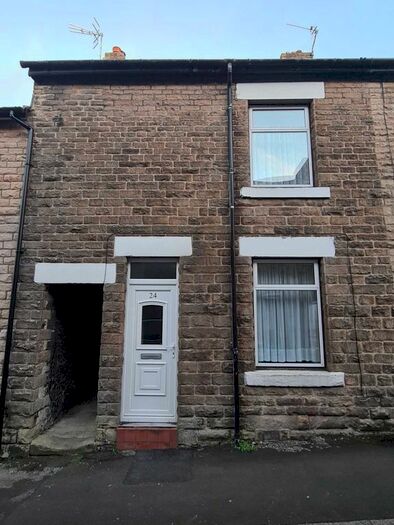2 Bedroom Terraced House To Rent In Alma Street, Buxton SK17