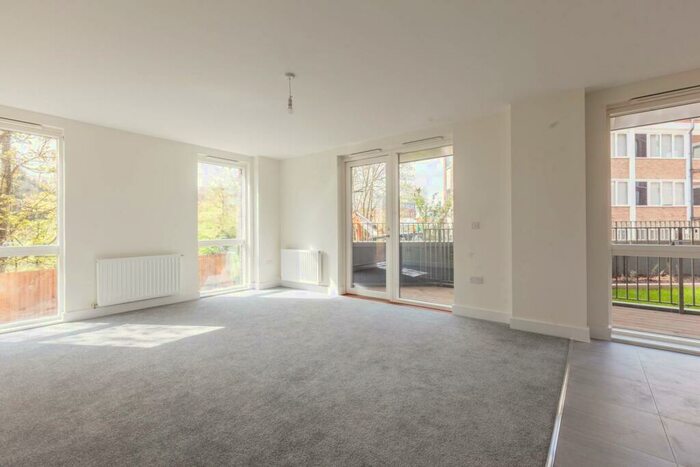 3 Bedroom Flat To Rent In Gayton Road, Harrow, HA1