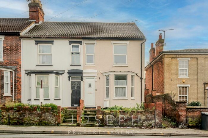 3 Bedroom End Of Terrace House To Rent In Woodbridge Road, Ipswich, IP4