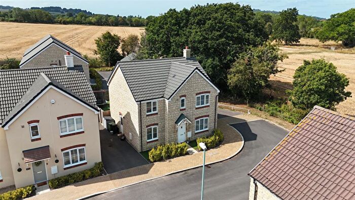 5 Bedroom Detached House For Sale In Donaldson Drive, Brockworth, Gloucester, GL3