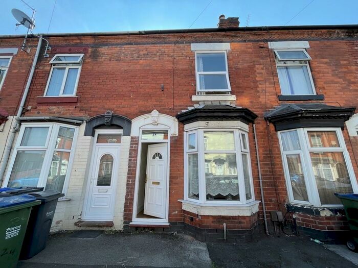 2 Bedroom Terraced House To Rent In Draycott Road, Smethwick, B66