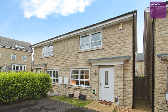 2 Bedroom Semi-Detached House For Sale In Hackworth Close, Silsden, Keighley, BD20