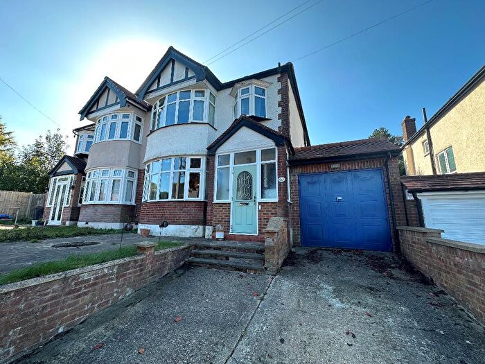 3 Bedroom Semi-Detached House For Sale In Sylvan Close, South Croydon, Surrey, CR2