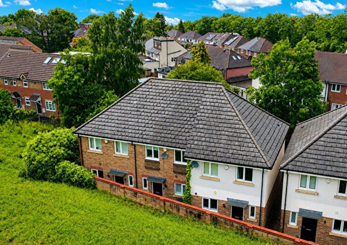 3 Bedroom Terraced House For Sale In Summerleas Close, Adeyfield, Hemel Hempstead, HP2