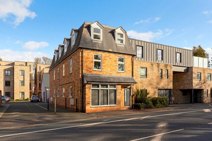 2 Bedroom Flat To Rent In Woodstock Road, Oxford, OX2