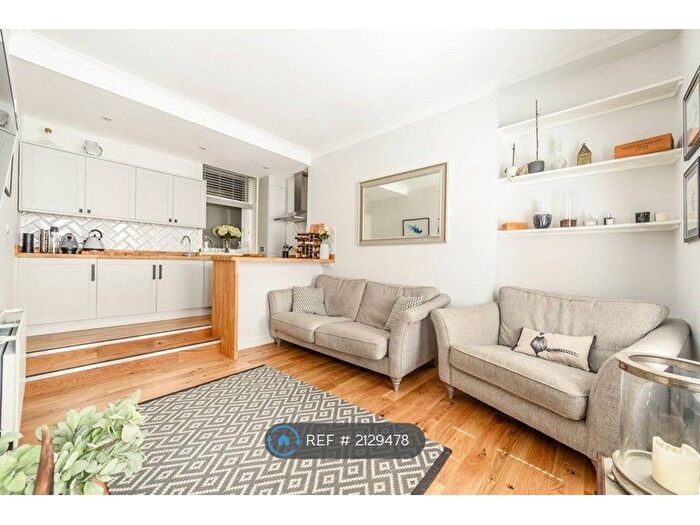 1 Bedroom Flat To Rent In Embankment Gardens, London, SW3