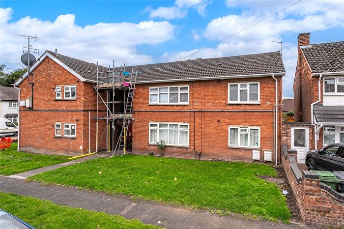 2 Bedroom Flat For Sale In Winster Road, East Park, Wolverhampton, West Midlands, WV1