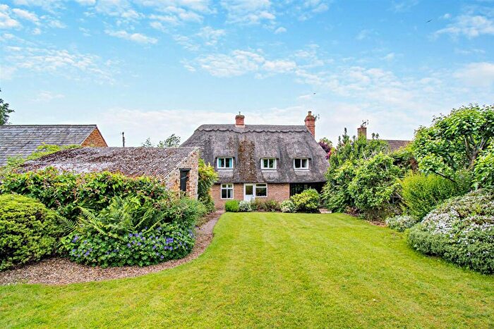 4 Bedroom Cottage For Sale In Main Street, Ridlington, Rutland, LE15