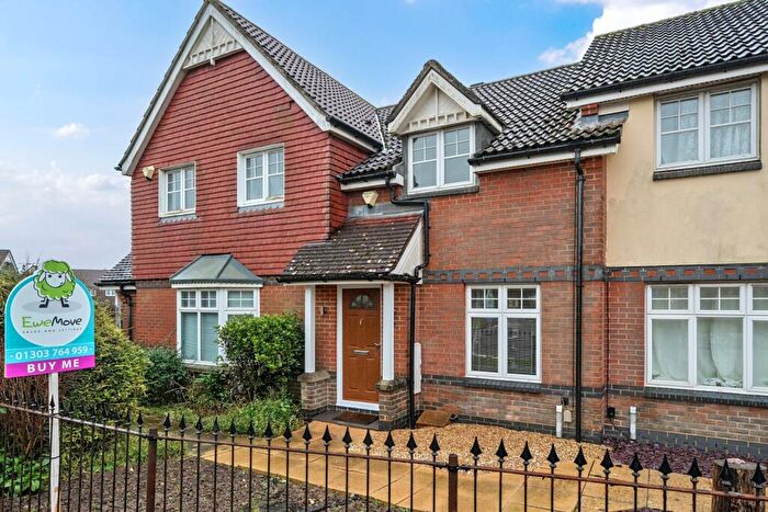 2 Bedroom Terraced House For Sale In Waddington Drive, Hawkinge, CT18