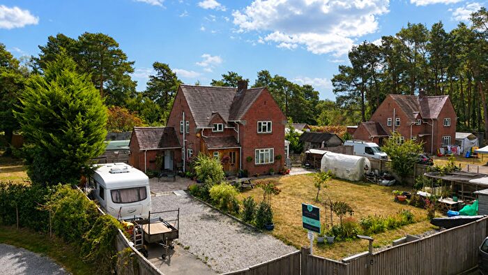 3 Bedroom Detached House For Sale In Wattons Lane, Matchams, Ringwood, BH24