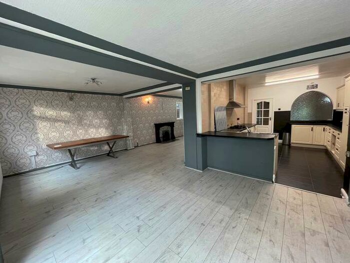 5 Bedroom Detached House To Rent In The Slieve, Handsworth Wood, B20