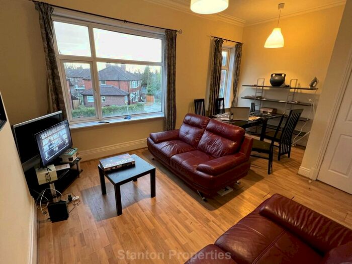 4 Bedroom Flat To Rent In Mauldeth Road, Fallowfield, Manchester, M14