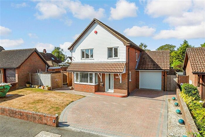 4 Bedroom Detached House For Sale In The Haven, Hythe, Kent, CT21