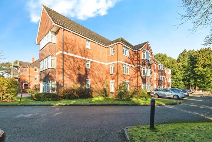 2 Bedroom Flat For Sale In Wake Green Road, Birmingham, West Midlands, B13