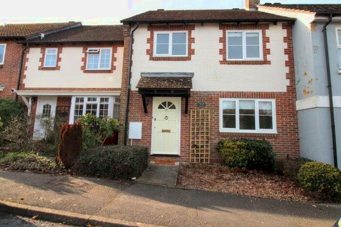 3 Bedroom Property To Rent In Barlavington Way, Midhurst, GU29